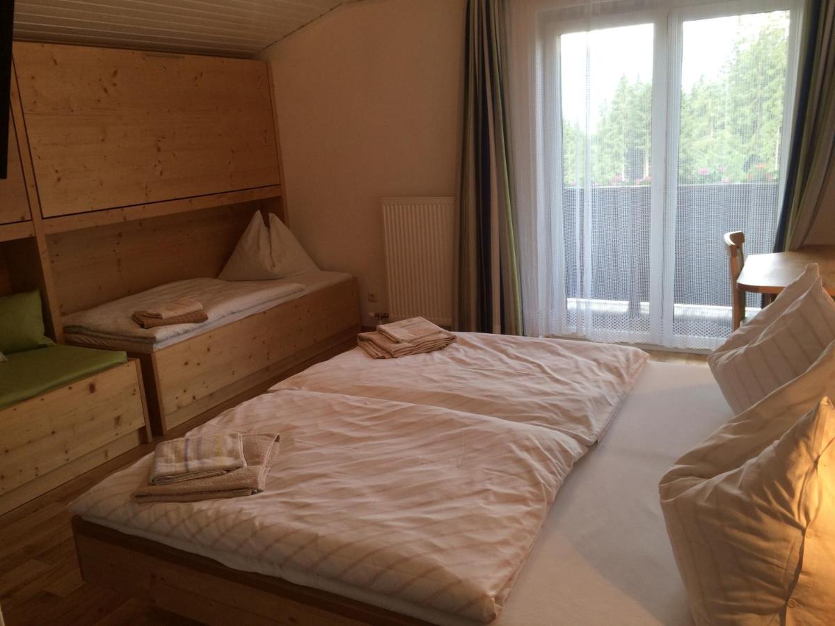 Familienzimmer mit Bergblick - Nebengebäude